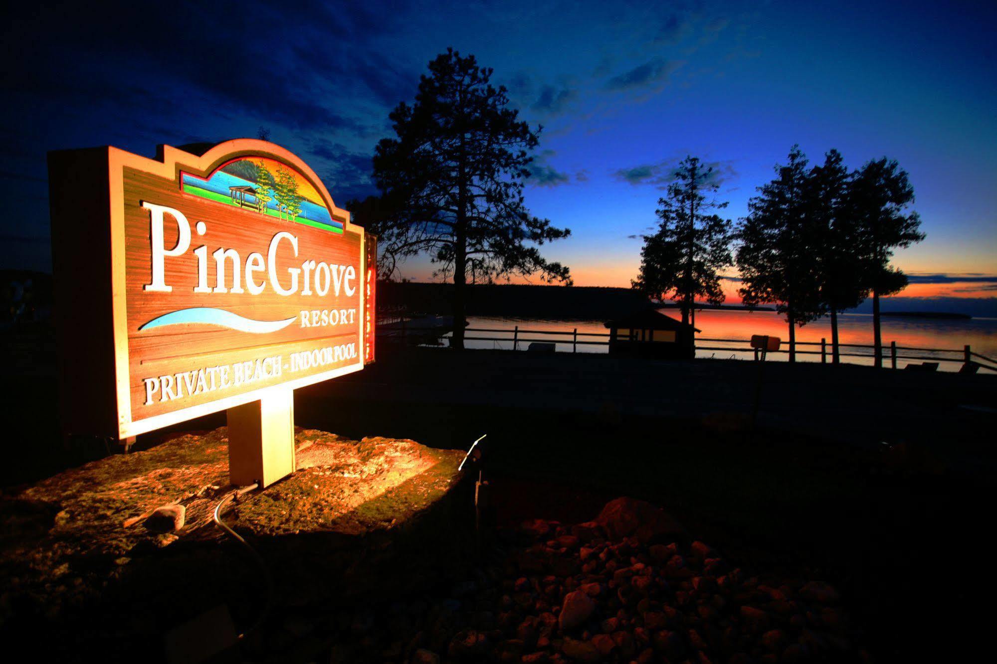 Pine Grove Resort Ephraim Exterior foto